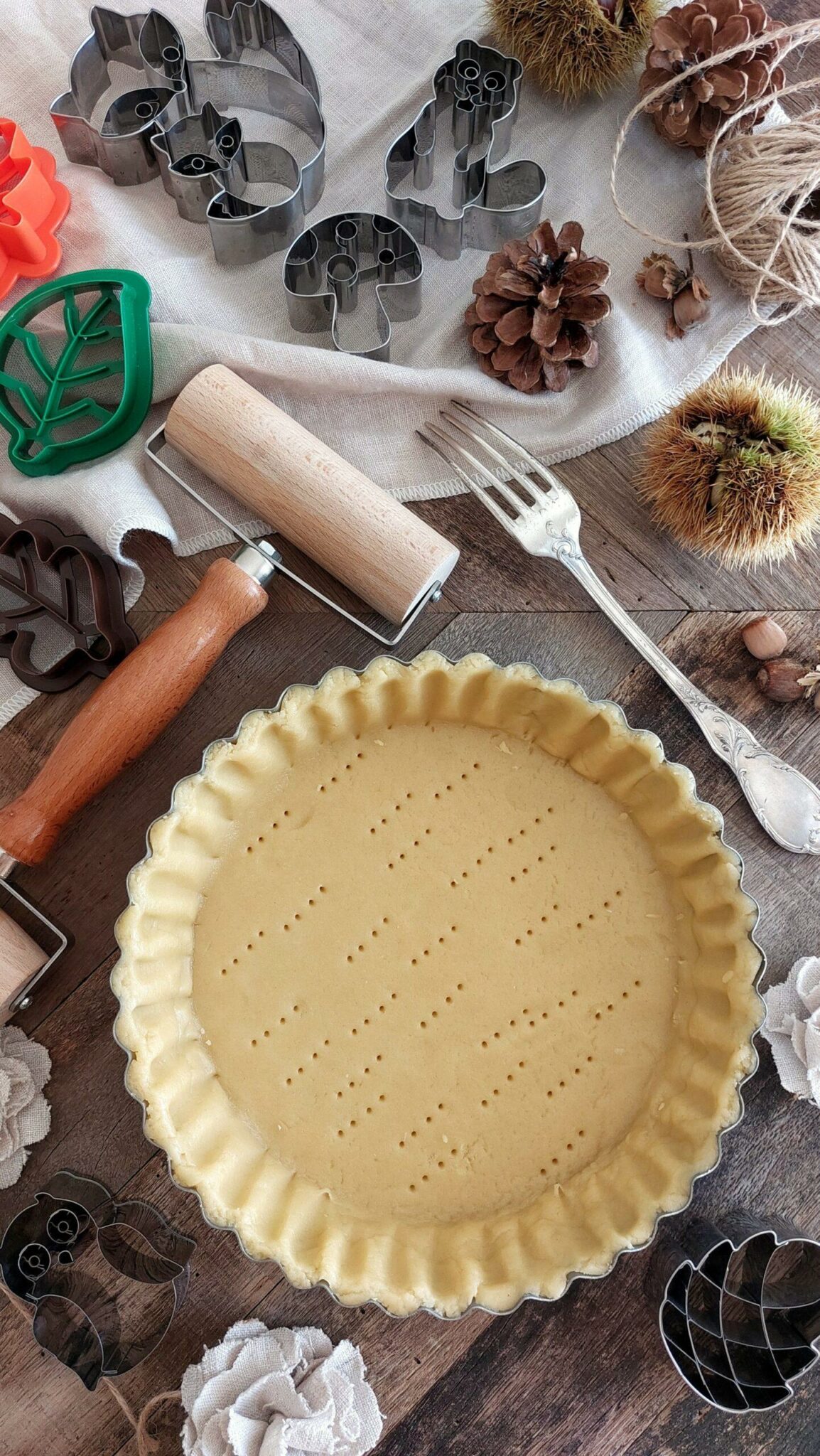 Realizzare i bordi del guscio di frolla