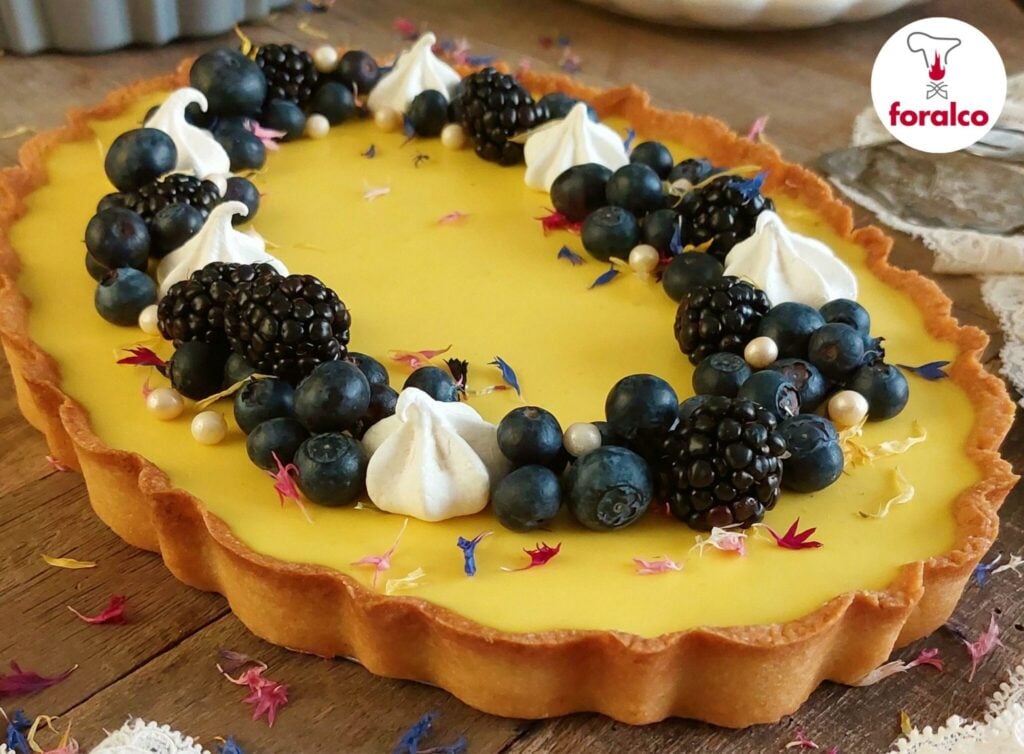 Crostata mango e frutti di bosco