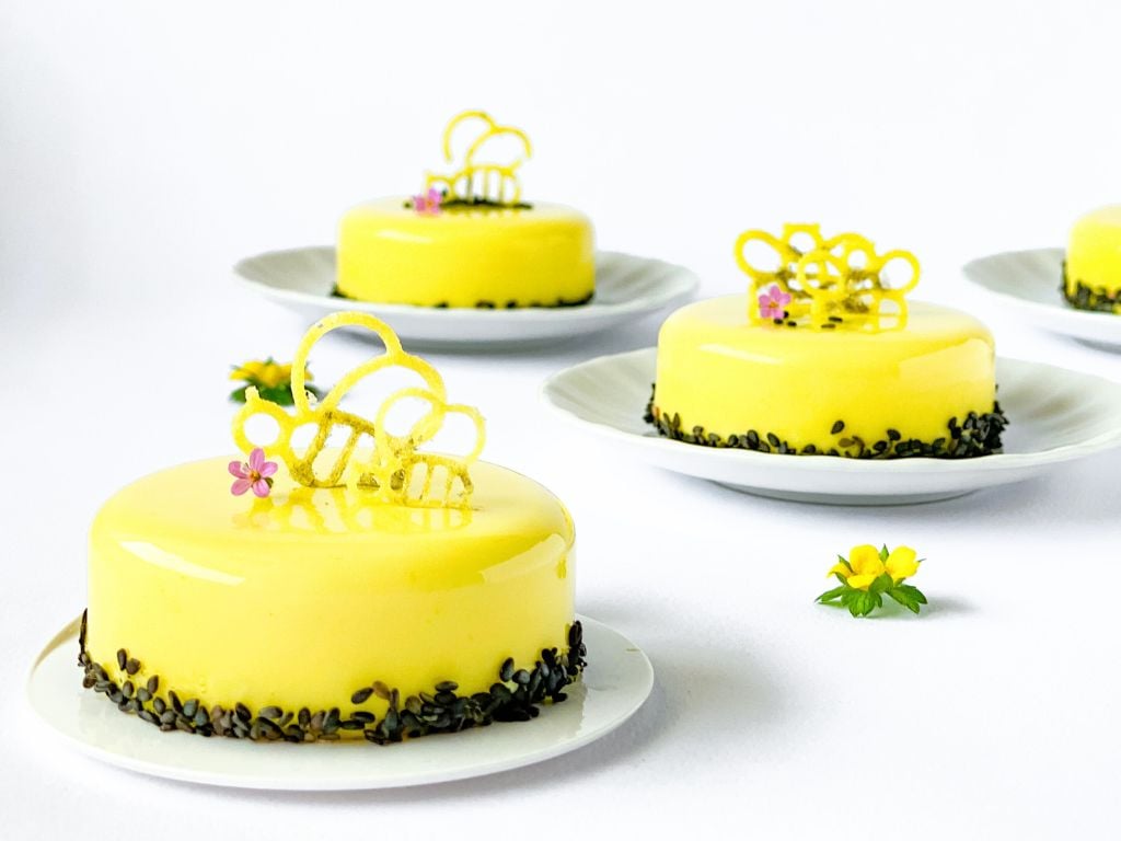 Monoporzioni al limone e sesamo nero